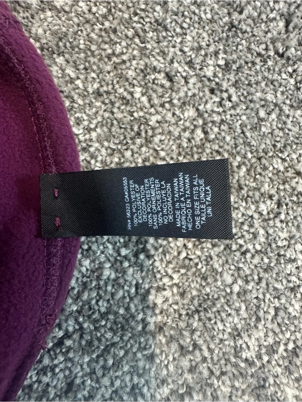 Nike Fit Running Beanie Hat Purple Plum Reflective Swoosh One Size Stretch